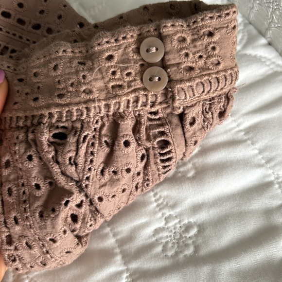 JOIE Cotton Boho Bohemian Peasant Eyelet Top Blouse - Picture 7 of 11